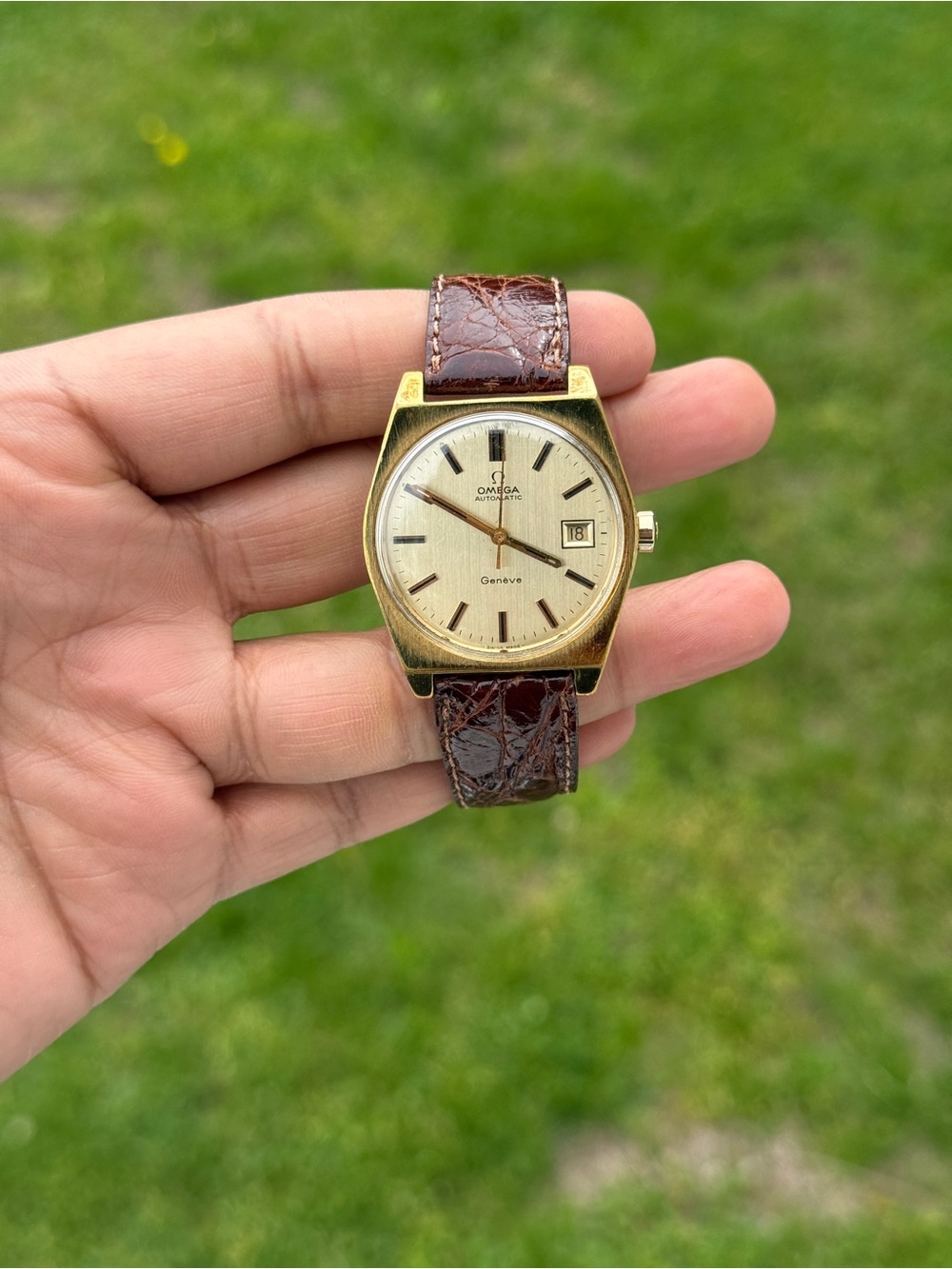 Omega Geneve Vintage Automatic  Caliber 1481 Men's Watch brown leather strap